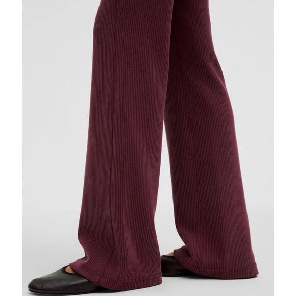 Lululemon Ribbed Softstreme Flared Casual Pant Regular Burgundy Gardy size 2 - Picture 5 of 14